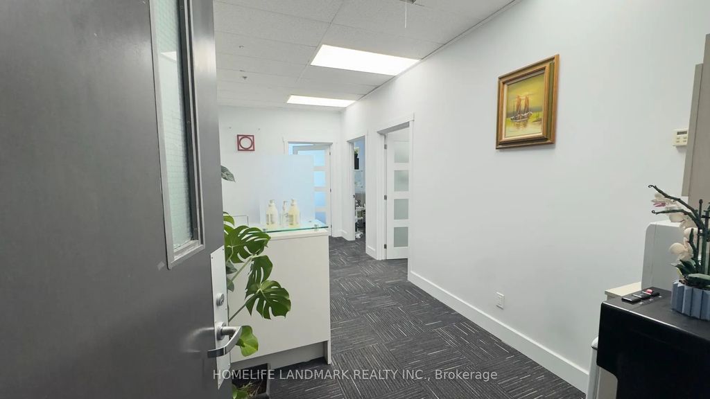 3601 Highway 7 N/a E 811, Markham
