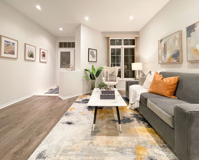 45 Madison Heights Boulevard, Markham