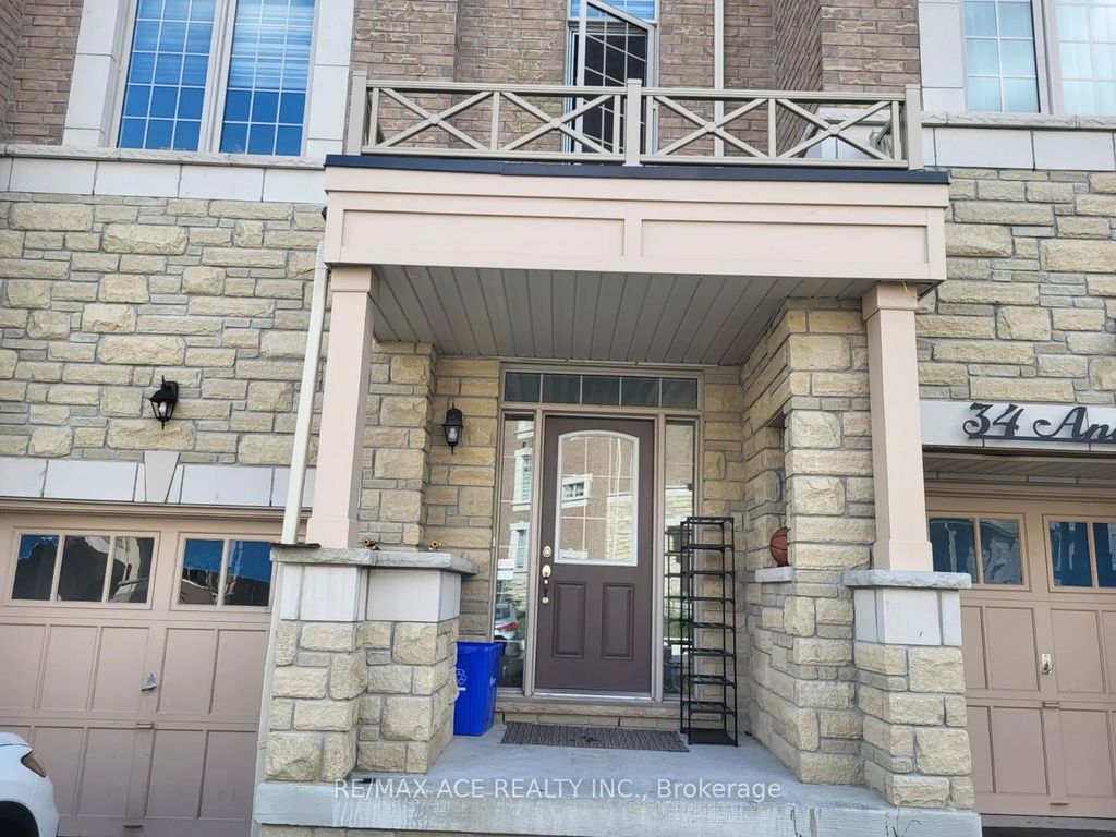 32 Andress Way, Markham