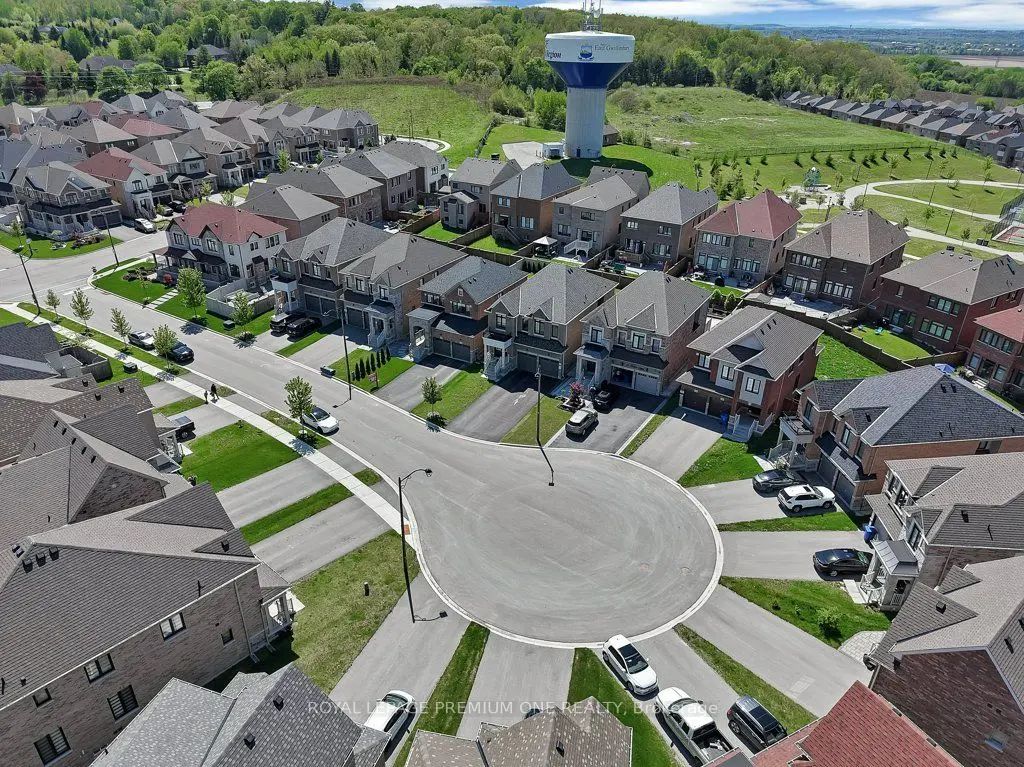 6 Byblos Court, East Gwillimbury