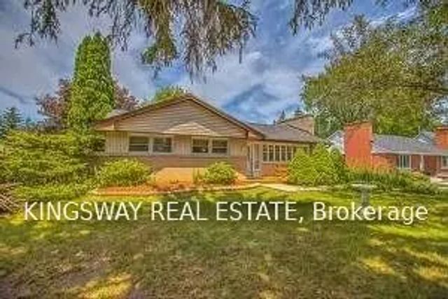 49 Don Mor Drive, Newmarket