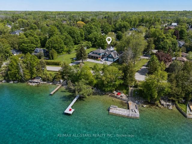68 Farley Circle, Georgina