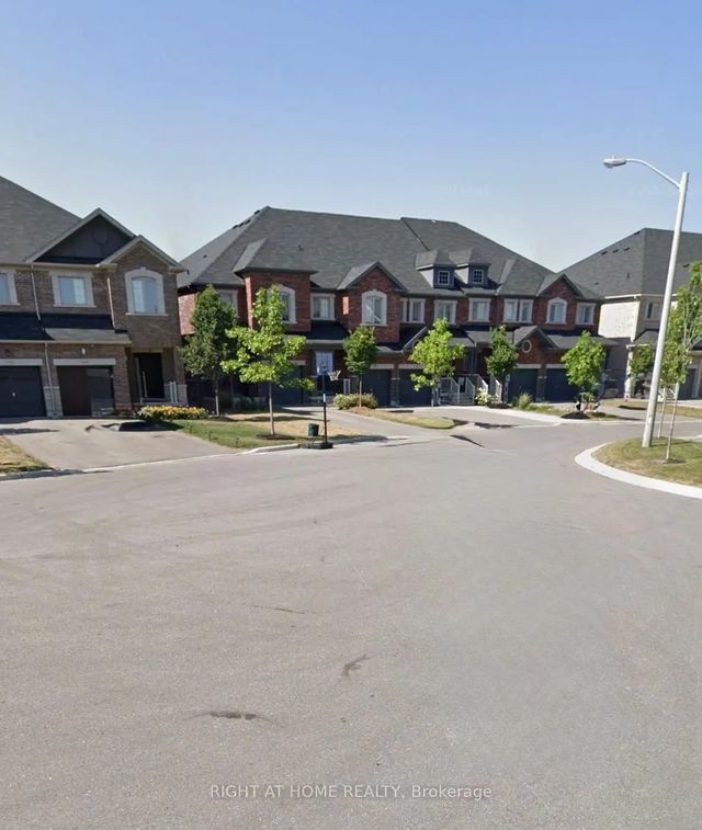 60 Zachary Place N, Vaughan