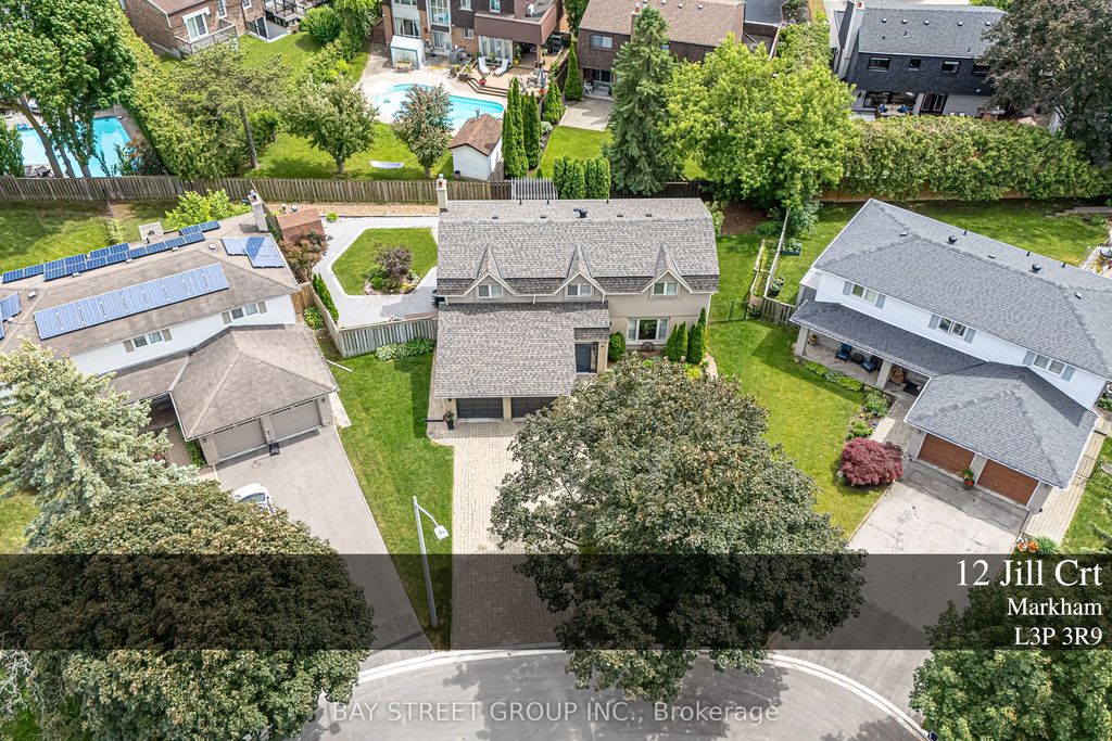 12 S Jill Court, Markham