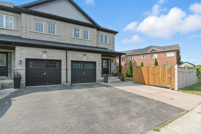 215 Canada Drive, Vaughan