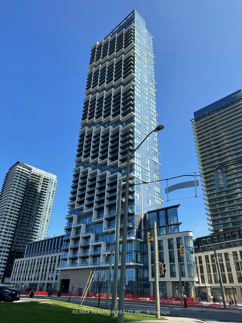 1000 Portage Parkway 4803, Vaughan