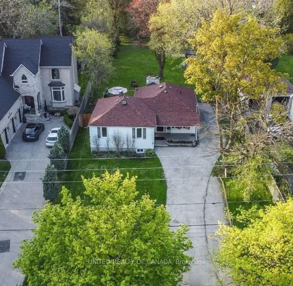 126 Weldrick Road W Main, Richmond Hill