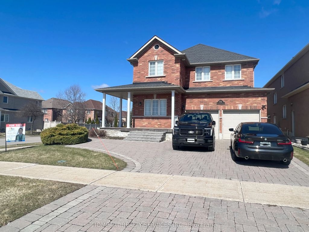 596 Vellore Park Avenue N, Vaughan