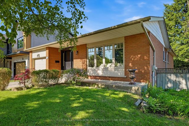 30 Sir Caradoc Place, Markham