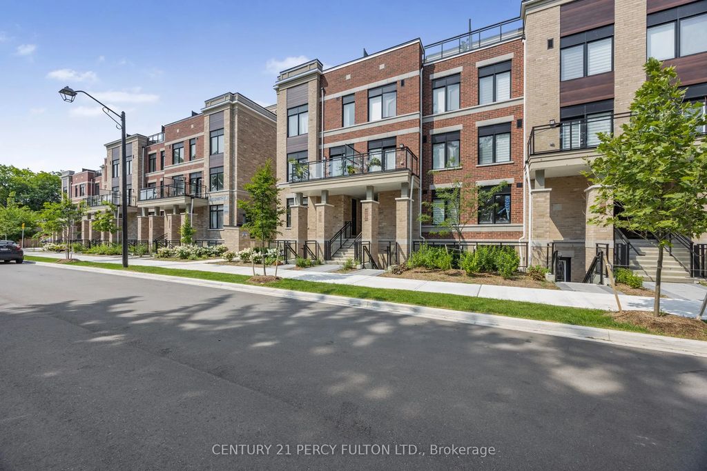 58 Elizabeth Street S 2208, Richmond Hill