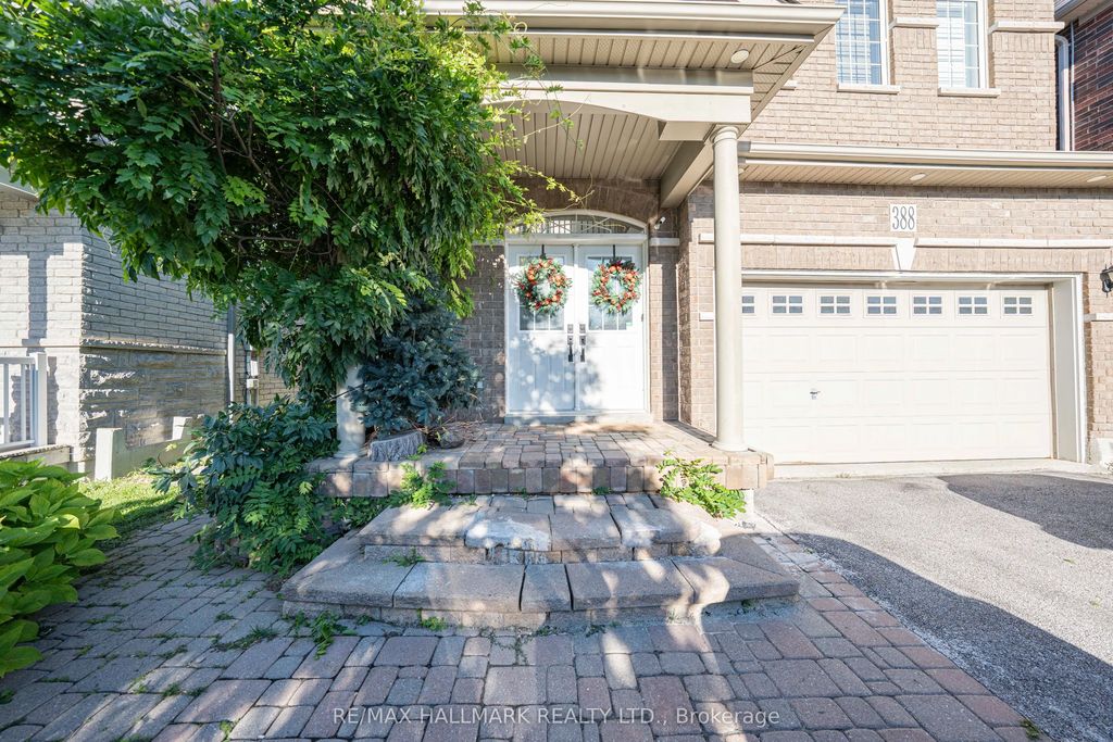 388 Kwapis Boulevard #main, Newmarket