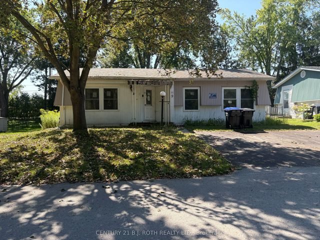 9 Cherrywood Lane, Innisfil