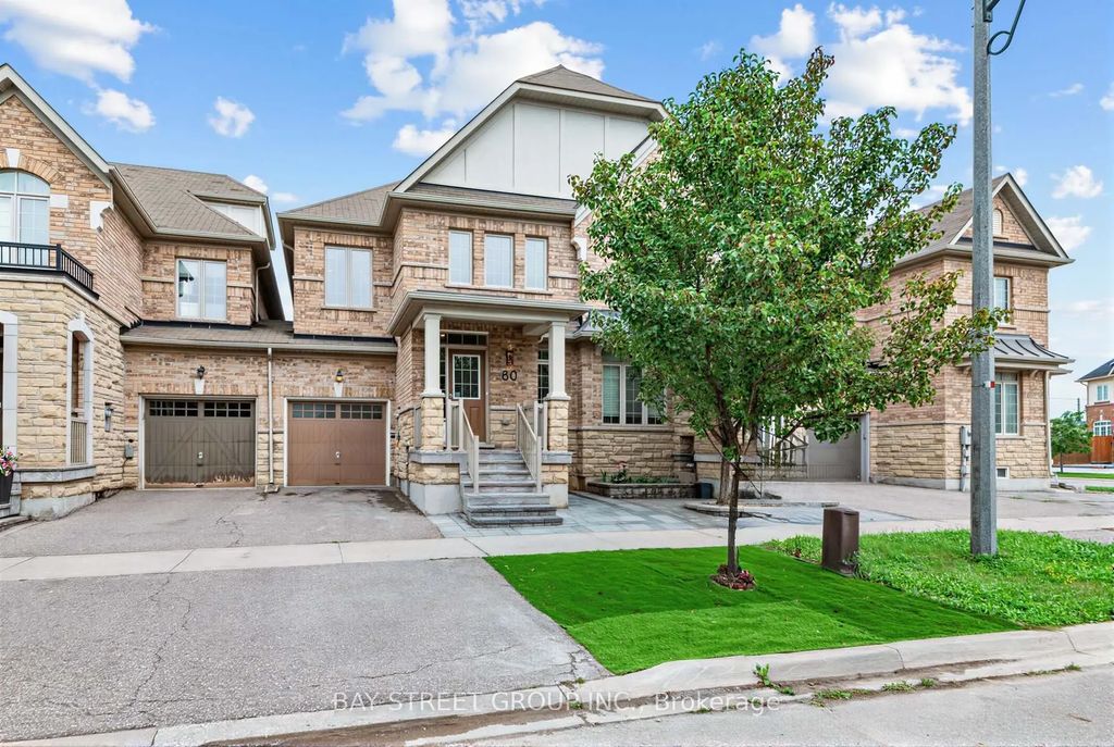 80 Living Crescent, Markham