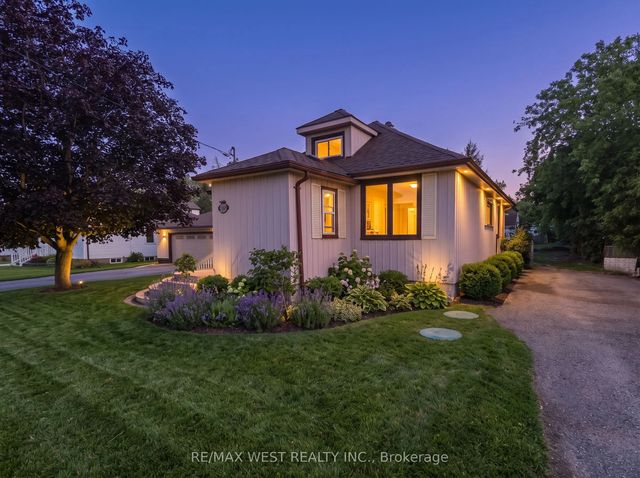 7826 Yonge Street, Innisfil