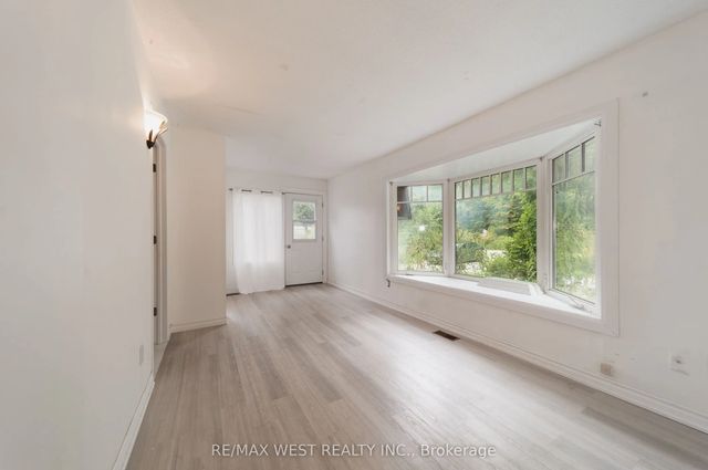 2801 25 Side Road, Innisfil