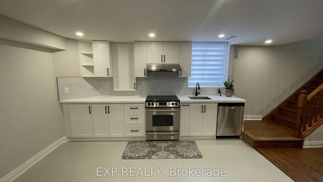 94 Lensmith Drive Basement, Aurora