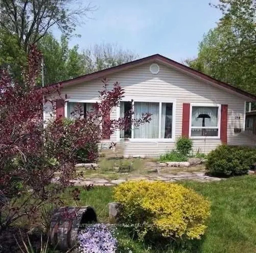 284 Kenwood Avenue, Georgina