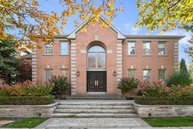 536 Village Parkway, Markham