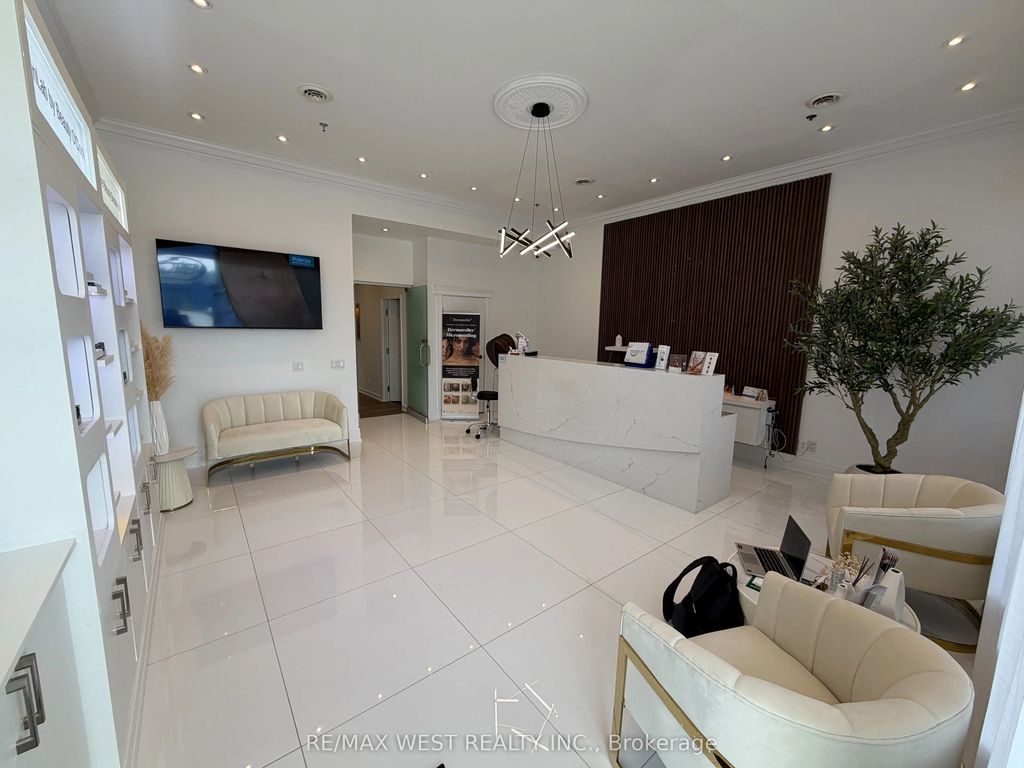 1390 Major Mackenzie Drive E A4 Rm#1, Richmond Hill