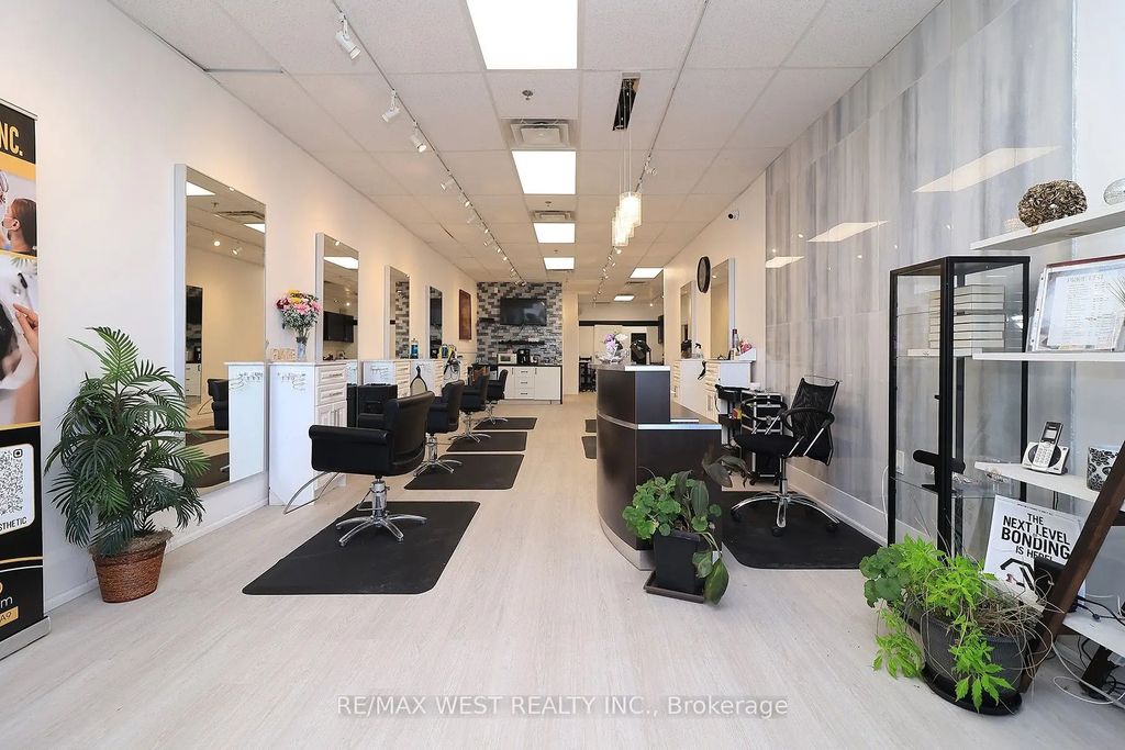 90 Winges Road 24, Vaughan