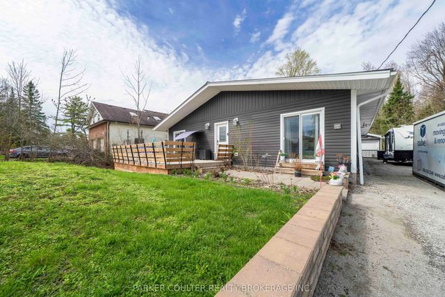 2510 25 Side Road, Innisfil