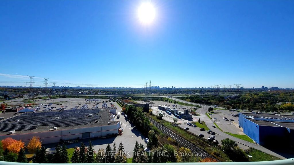 39 Oneida Crescent Ph 5, Richmond Hill