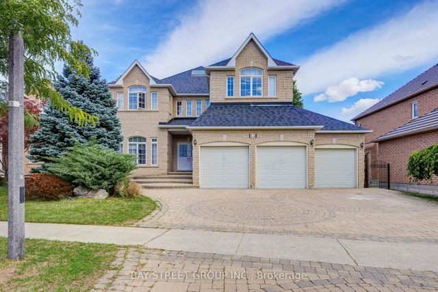 13 Pembrooke Road, Markham