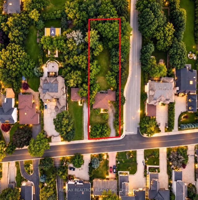 108 Garden Avenue, Richmond Hill