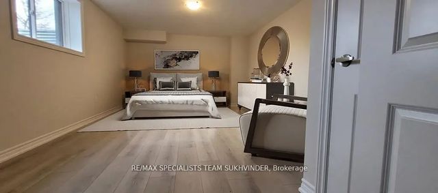 245a Andy Crescent Lower, Vaughan