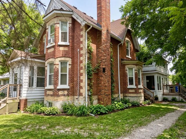 76 Wellington Street, New Tecumseth