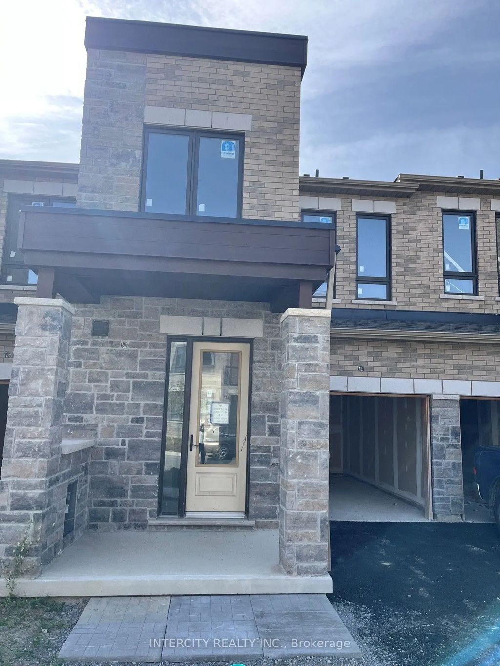 N/A, Markham