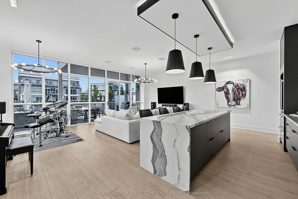 3674 Ferretti Court, Innisfil