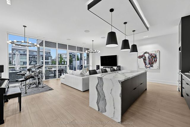3674 Ferretti Court, Innisfil