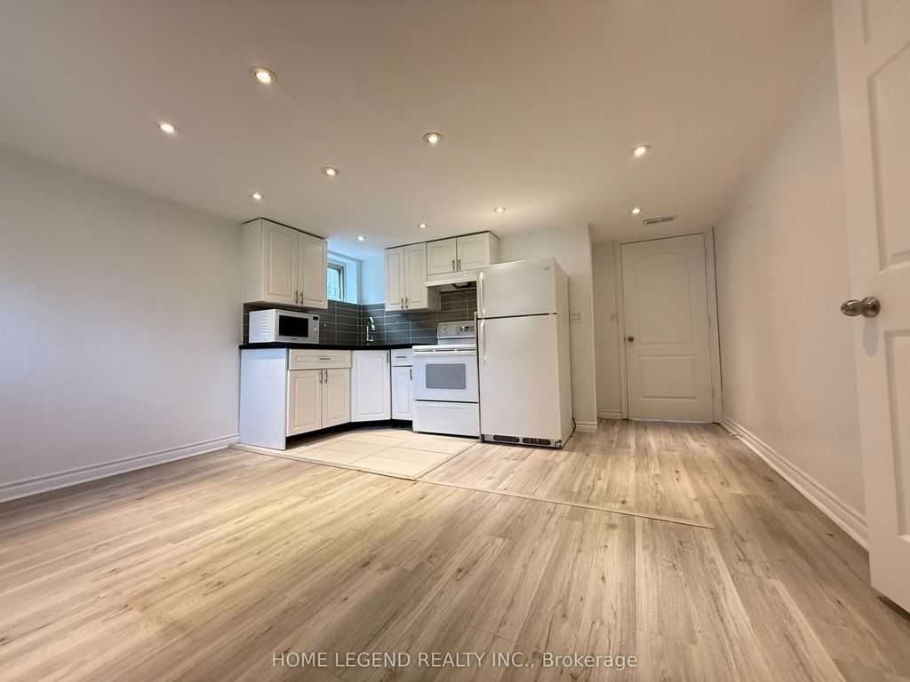427 Taylor Mills Unit B Drive S Bsmt, Richmond Hill