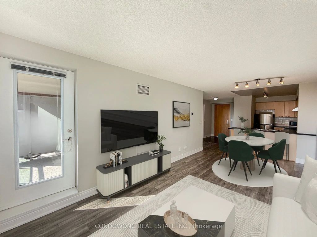 62 Suncrest Boulevard 318, Markham