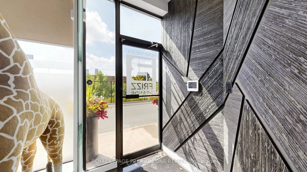 445 Edgeley Boulevard 8, Vaughan