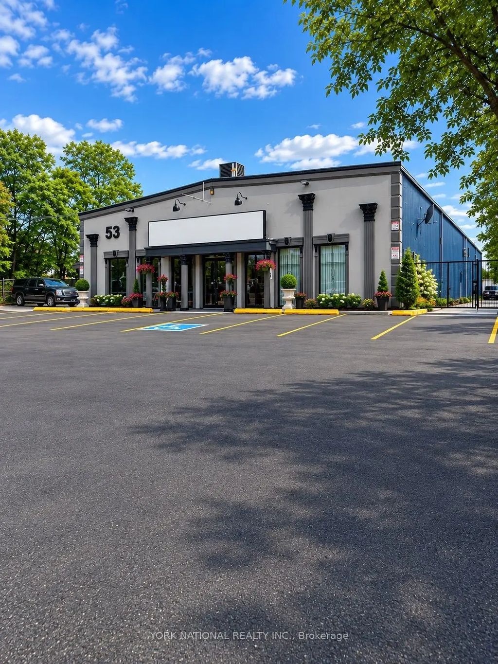53 Observatory Lane, Richmond Hill