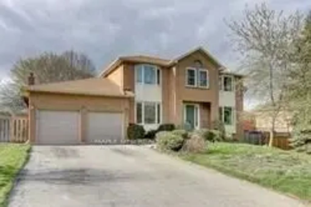 175 Keffer Circle, Newmarket