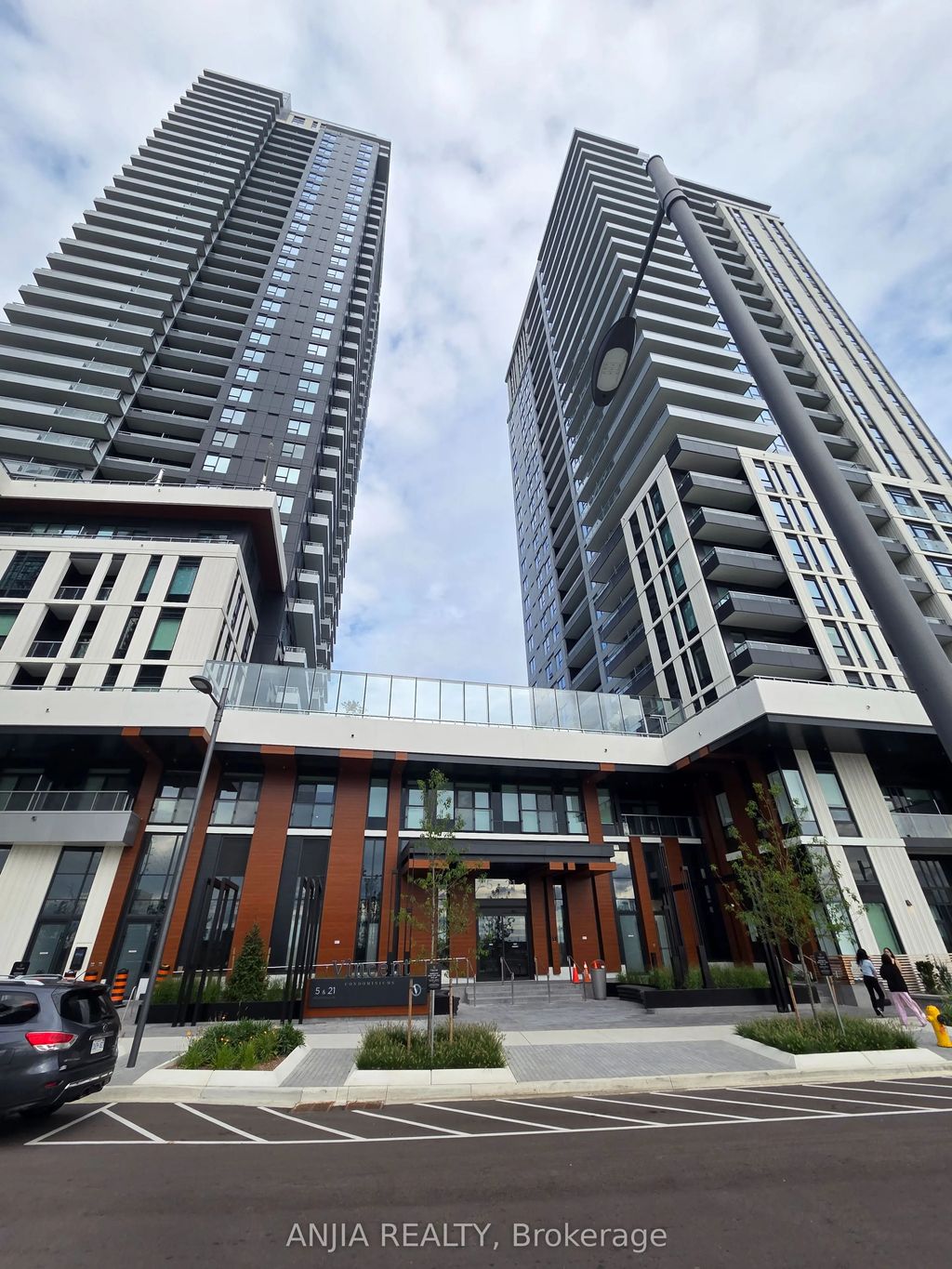 5 Meadowdale Road 1509, Vaughan