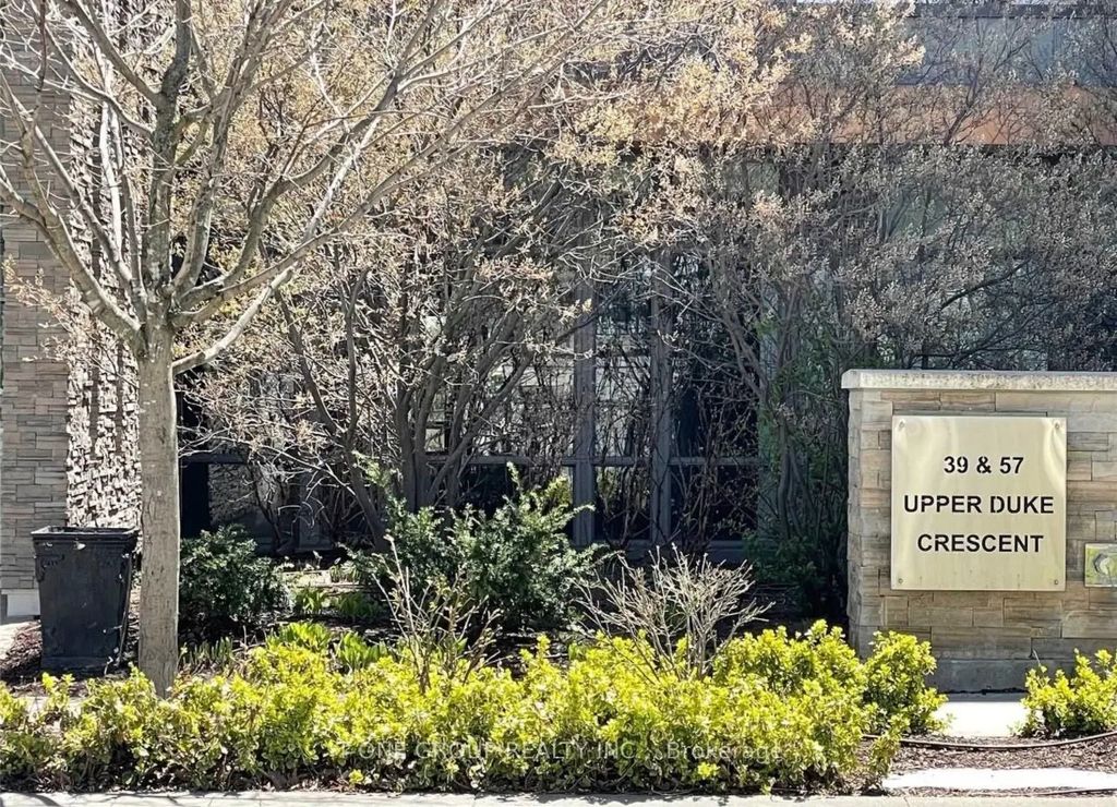 57 Upper Duke Crescent 207, Markham