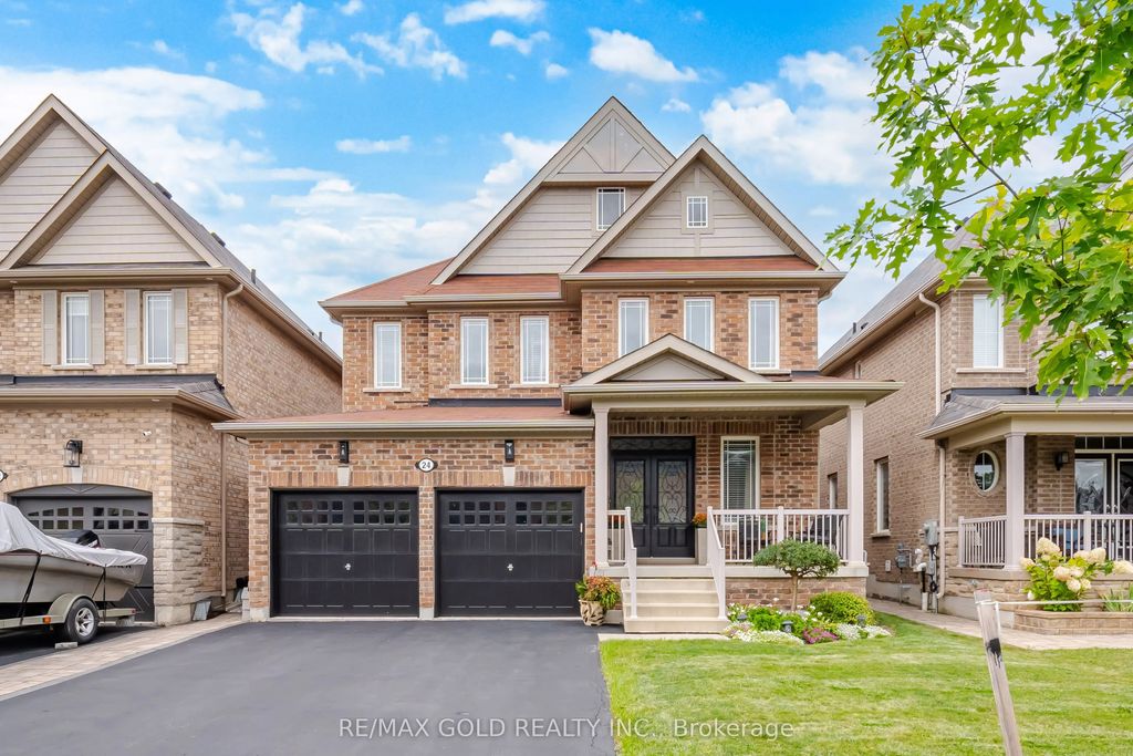 24 Gunning Crescent E, New Tecumseth