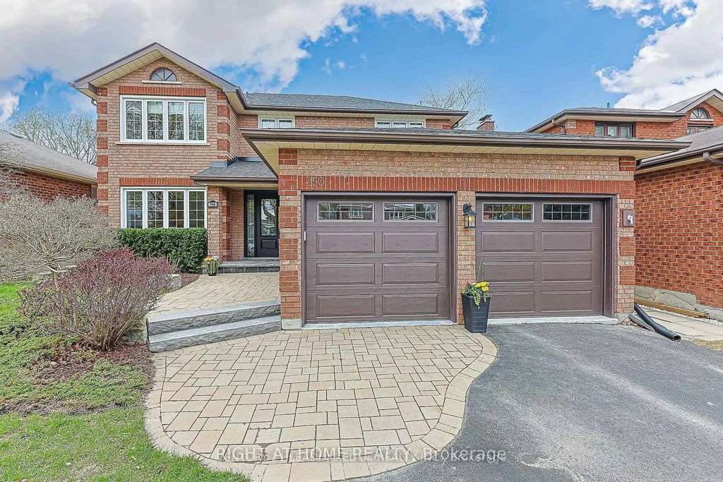 250 Hemlock Drive, Whitchurch-Stouffville
