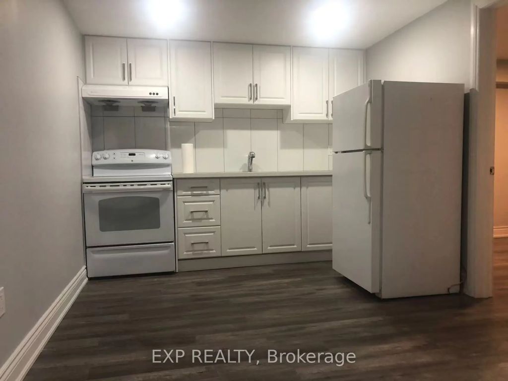 82 Alderbury Drive, Markham