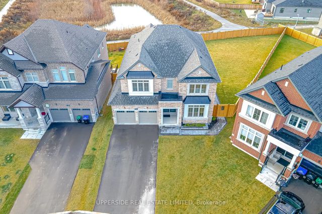 1727 Corsal Court, Innisfil
