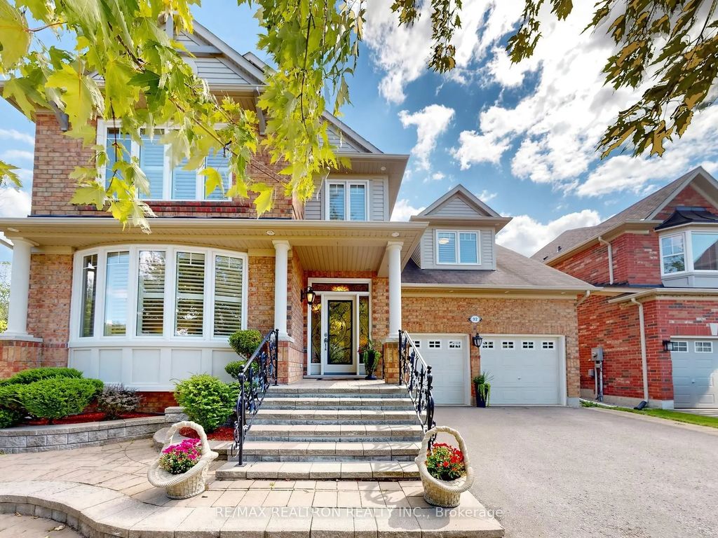 92 Clausfarm Lane, Whitchurch-Stouffville