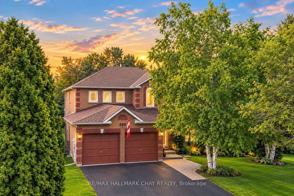 380 Alex Doner Drive, Newmarket