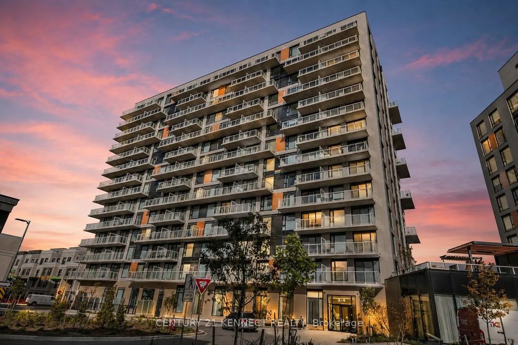 2 David Eyer Road 931, Richmond Hill