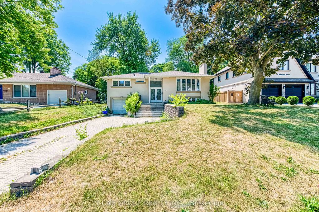 64 Hawkridge Avenue, Markham