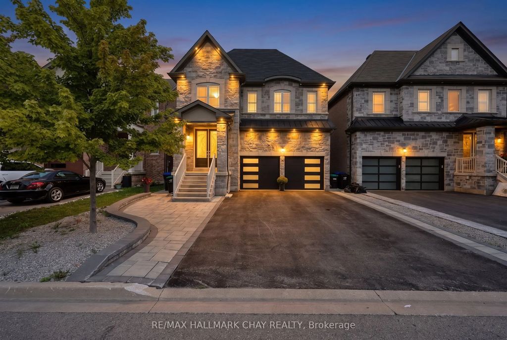 35 Tyndall Drive, Bradford West Gwillimbury