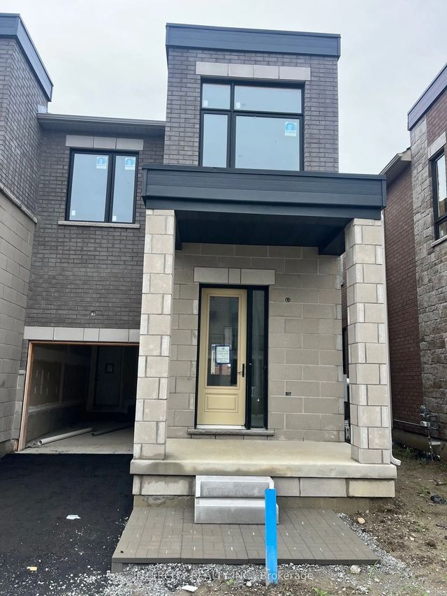 107 Robert Eaton Avenue (block 224 Unit 4), Markham